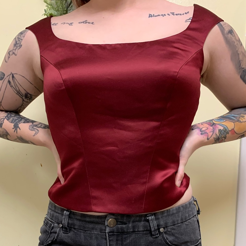 Super Cute Red Top | Size 6